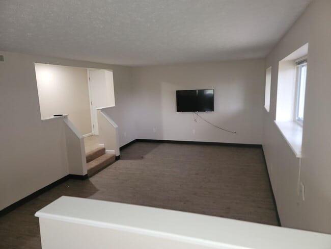 Photo - Fairway Apartments