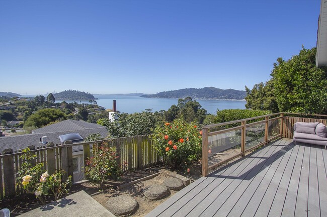 Photo - New: Stunning Bay and Bridge Views 3Bed & Office -Bushell Homes