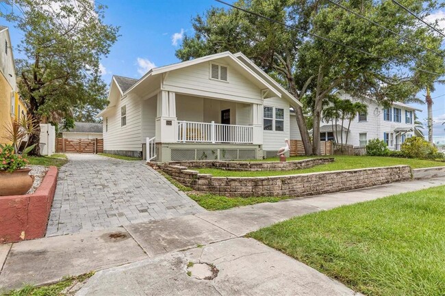 Photo - 309 Lebeau St