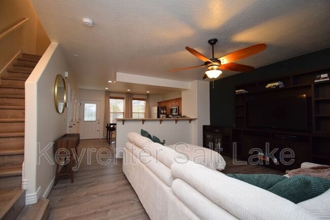Photo - 10533 S Oquirrh Lk Rd