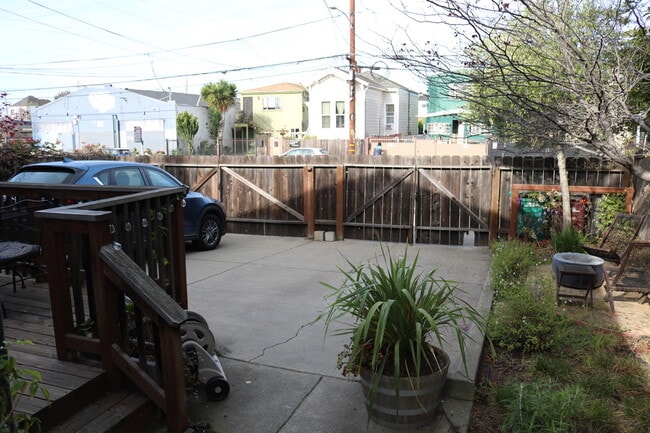 Photo - 3138 Market St