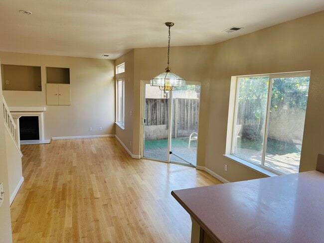 Photo - 3729 Seine Ct