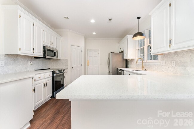 Photo - 10010 Gladwick Ct