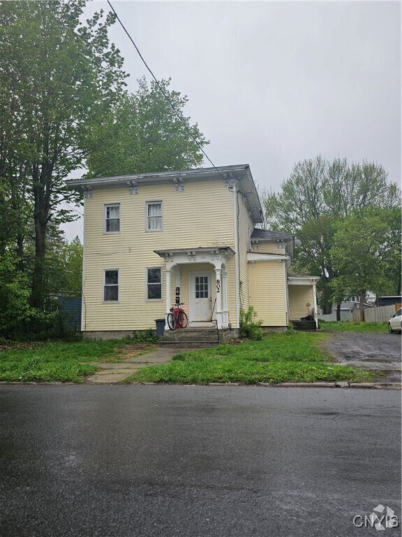Building Photo - 802 Franklin St Rental
