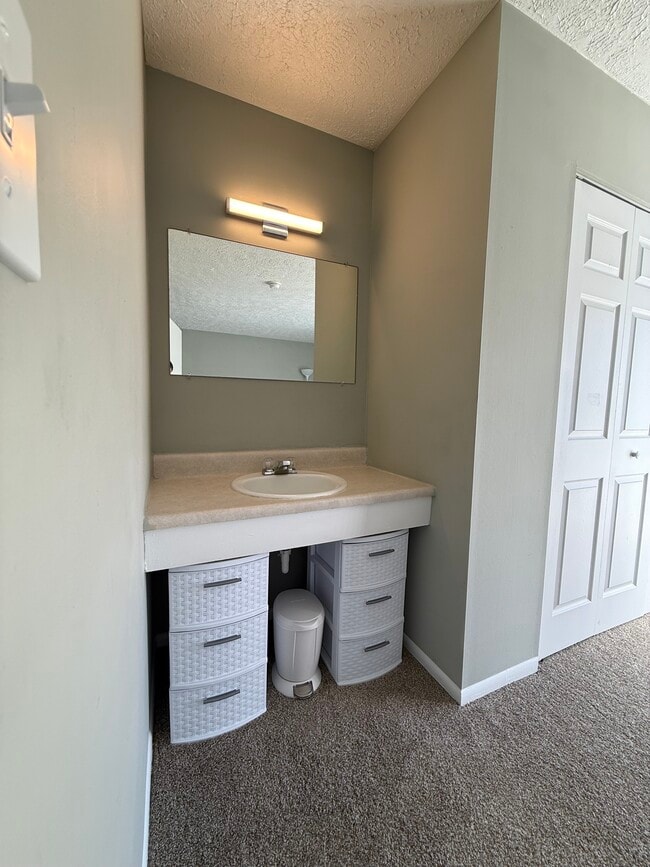 Kingstown Apartments