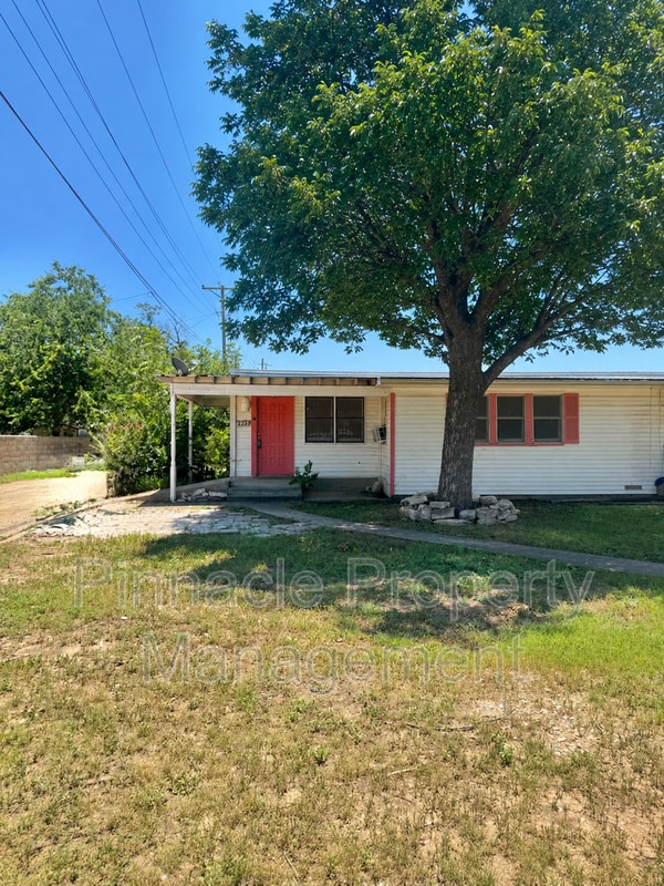 Photo - 1313 Guadalupe St