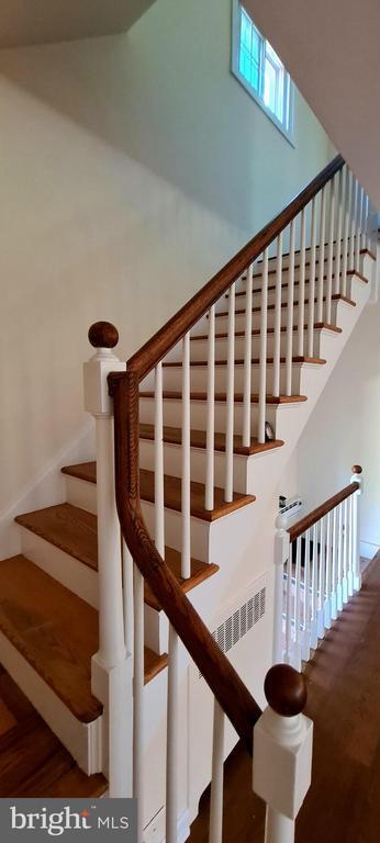 Photo - 1622 Ripon Pl
