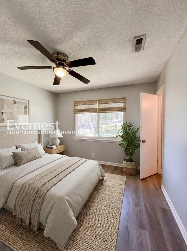 Photo - 409 Alexander Dr
