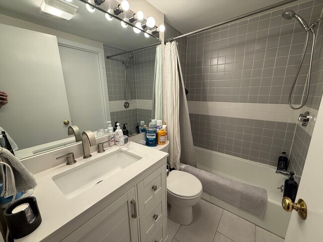 Photo - 18 E Springfield St Unit 1