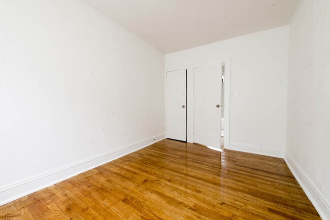 Photo - 7201 S Calumet Ave