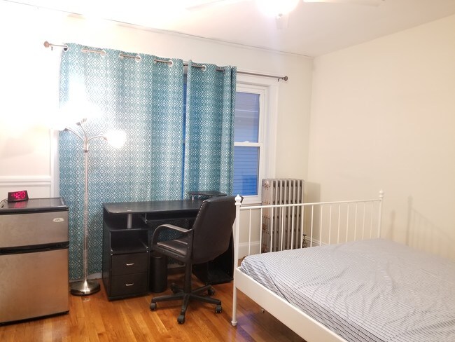 dormitorio número 3 - 61 Hooker St Unidad #61