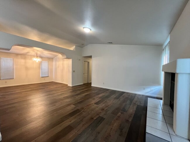 Photo - 92 Rosewood Cir