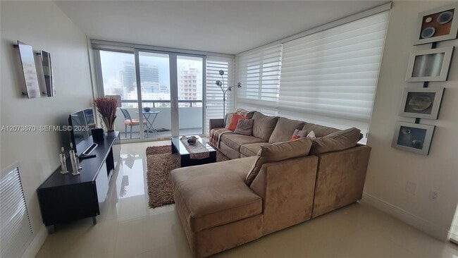 Photo - 3200 Collins Ave Unit 9-1