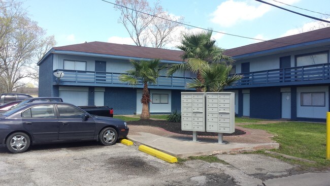 Photo - Del Rio Apartments