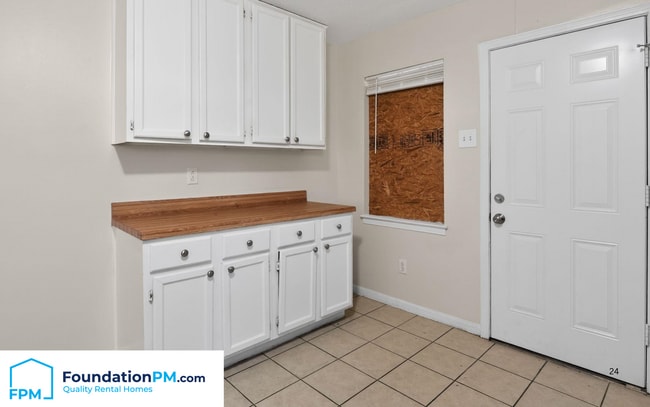 Photo - 3766 Windy Ave