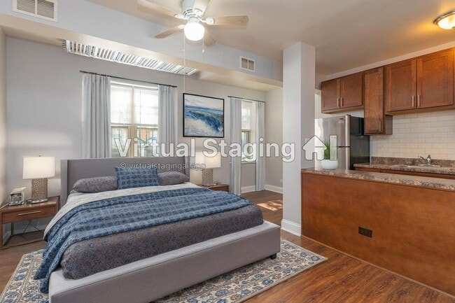 4756 Maplewood Large Studio - 4756 N. Maplewood Ave.