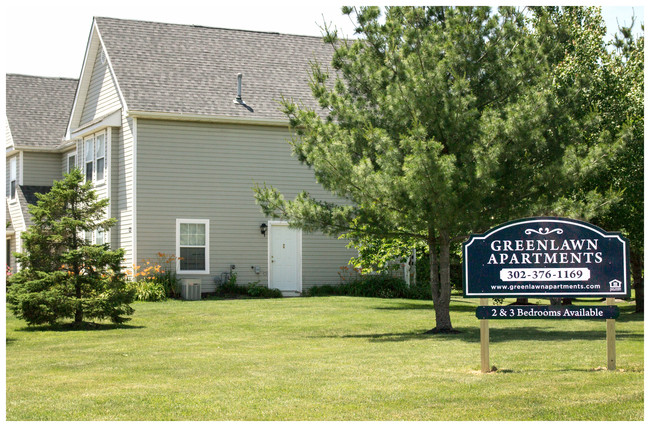 Building Photo - Greenlawn Apartments