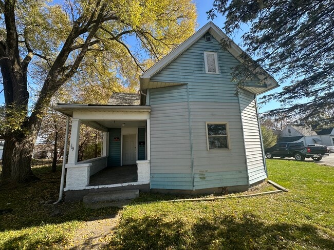 Building Photo - 19 Elizabeth St