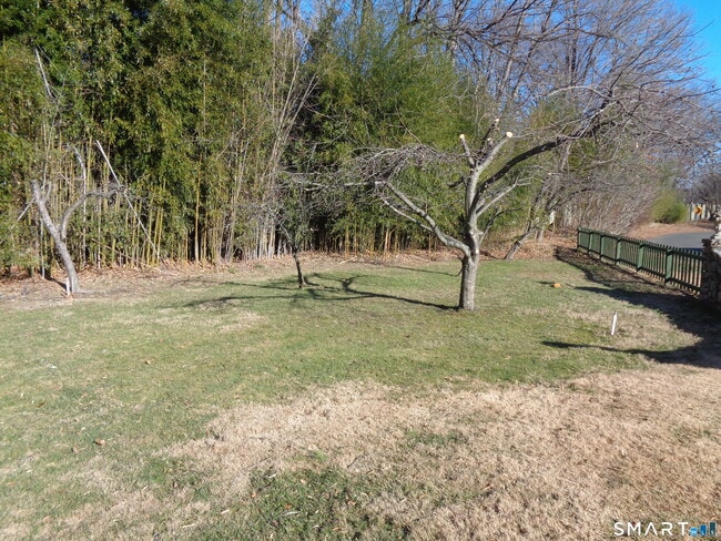 Photo - 77 Linden Ave