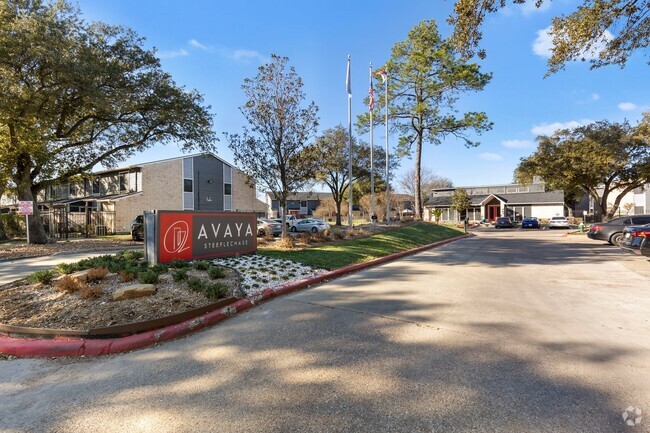 Building Photo - Avaya Steeplechase Rental