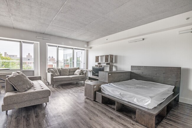 Photo - 2406 Hoffman St