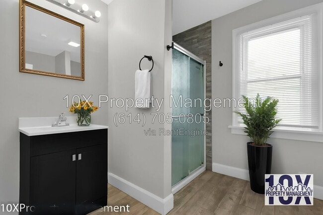 Photo - 128 Benfield Ave
