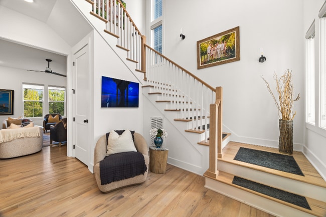 Photo - 550A Whispering Hills Dr