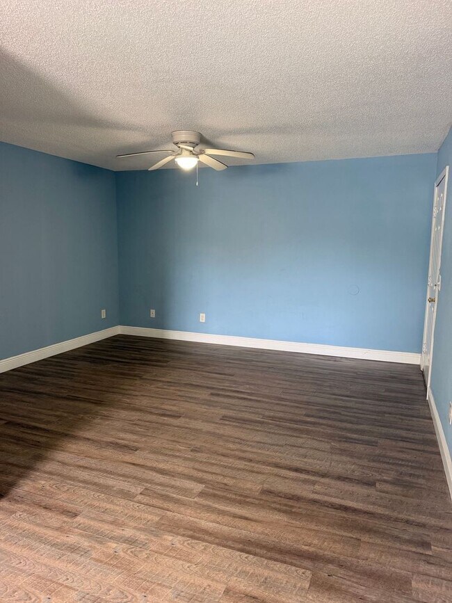Photo - 6321 Lenawee St Unit 6321 Lenawee Street Apt D1