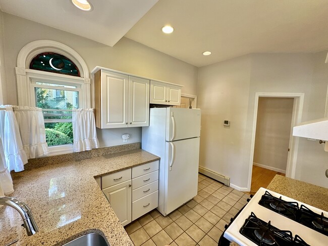 Photo - 294 Chestnut Ave Unidad 1