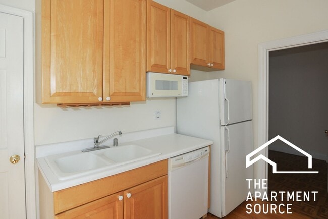 Photo - 3846 N Southport Ave Unit 3