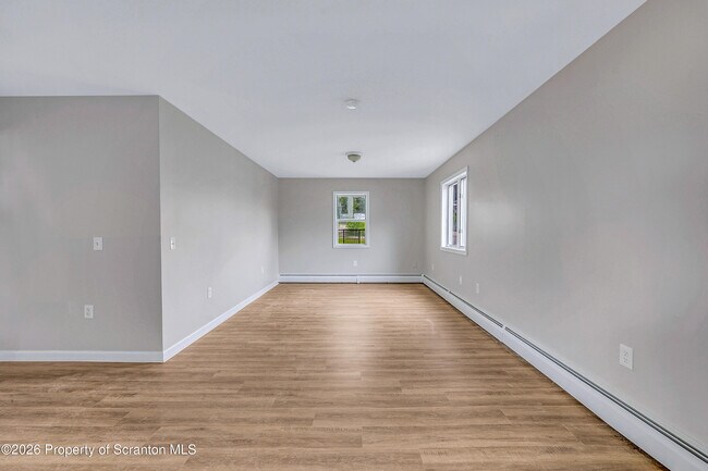 Photo - 108 E Market St
