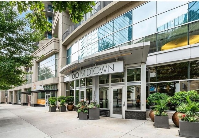 Photo - 1080 Peachtree St NE Unit 1716