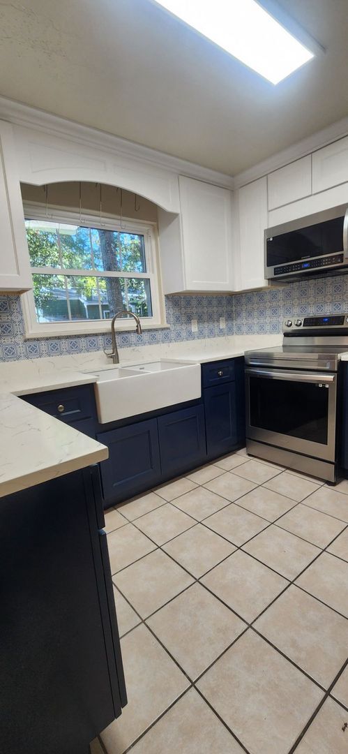 Photo - 413 NW 48th Blvd