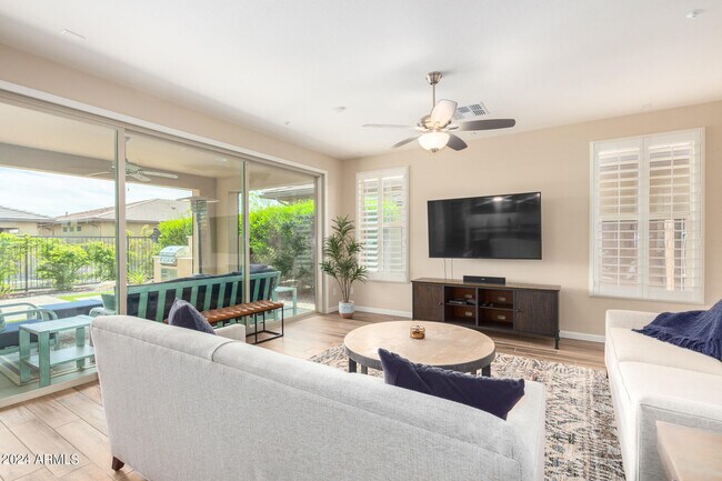 Photo - 13231 W Hummingbird Terrace