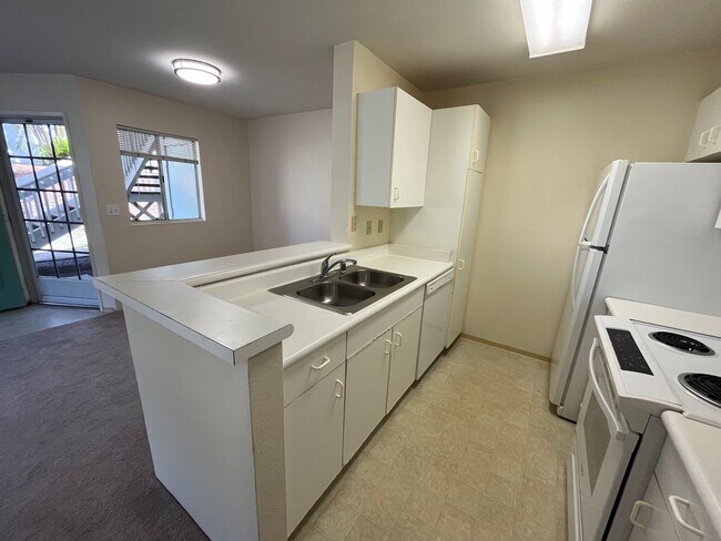 Photo - Gardens at Launani (Mililani Tech Park) - A/C, ground floor, 2 bed, 2 bath, 2 parking