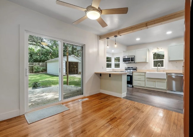 Photo - 1310 E 7th Ave