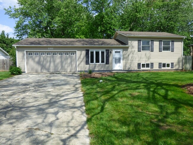 Building Photo - 1311 Edenton Dr