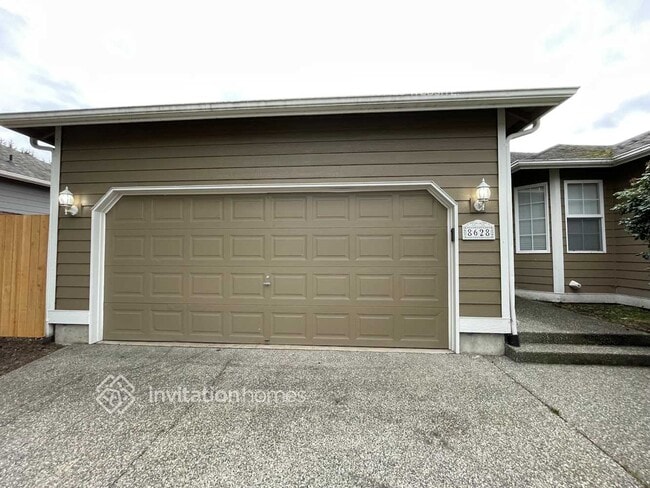 Building Photo - 8628 15th St NE