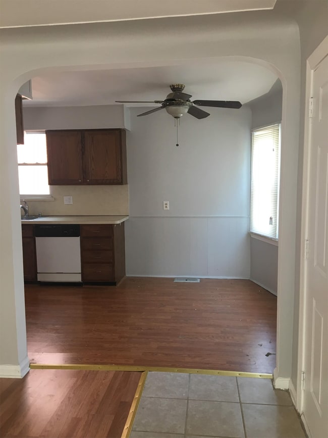 Photo - 1578 Washington Ave