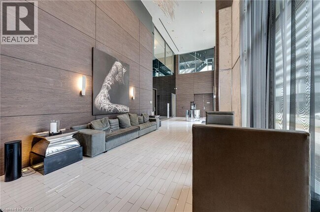 Photo - 33 Shore Breeze Dr Unité 407