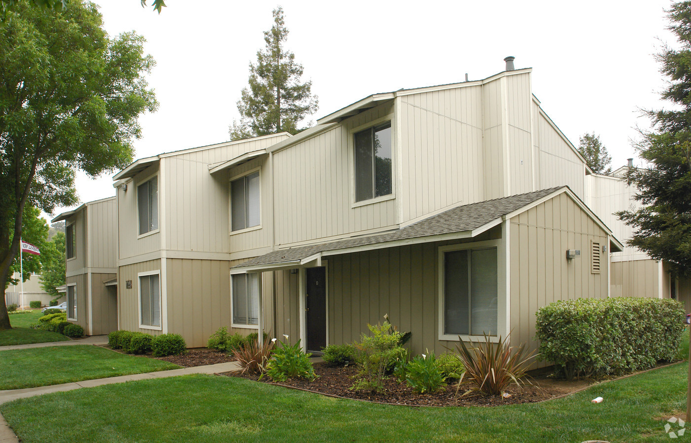 Park Place - Park Place Apartments