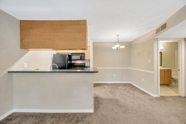 Photo - Lake Parsons Green