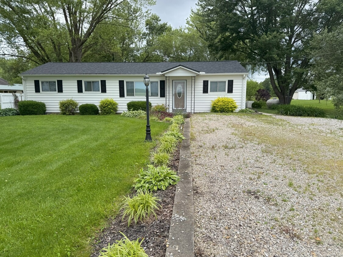 Photo - 4319 Moore Marathon Rd (Goshen, OH)