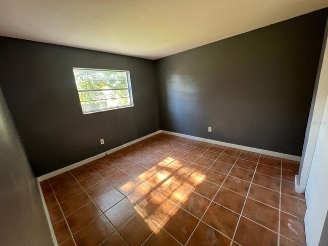 Photo - 300 83rd Ave N