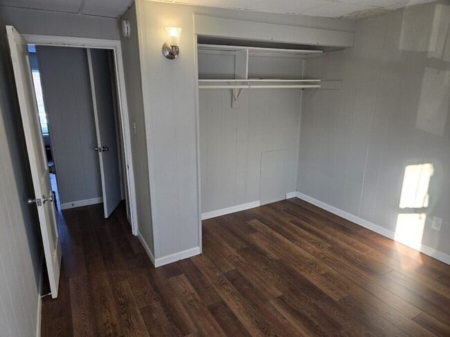 Photo - 3895 Oakes St SW