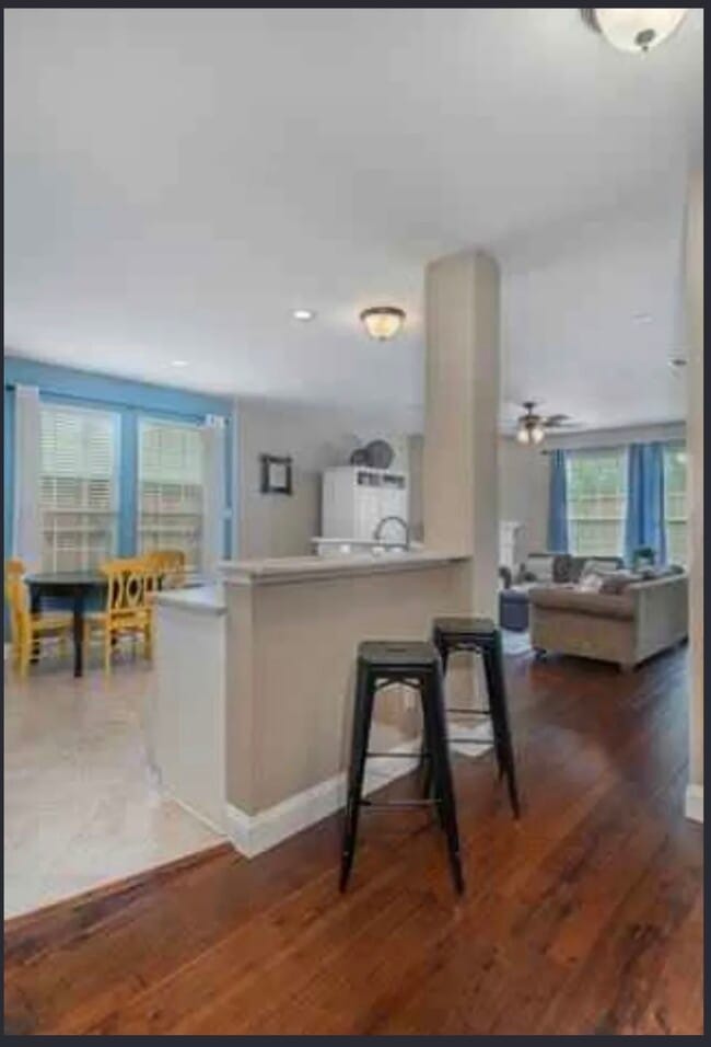 Photo - 2716 Zoeller Dr