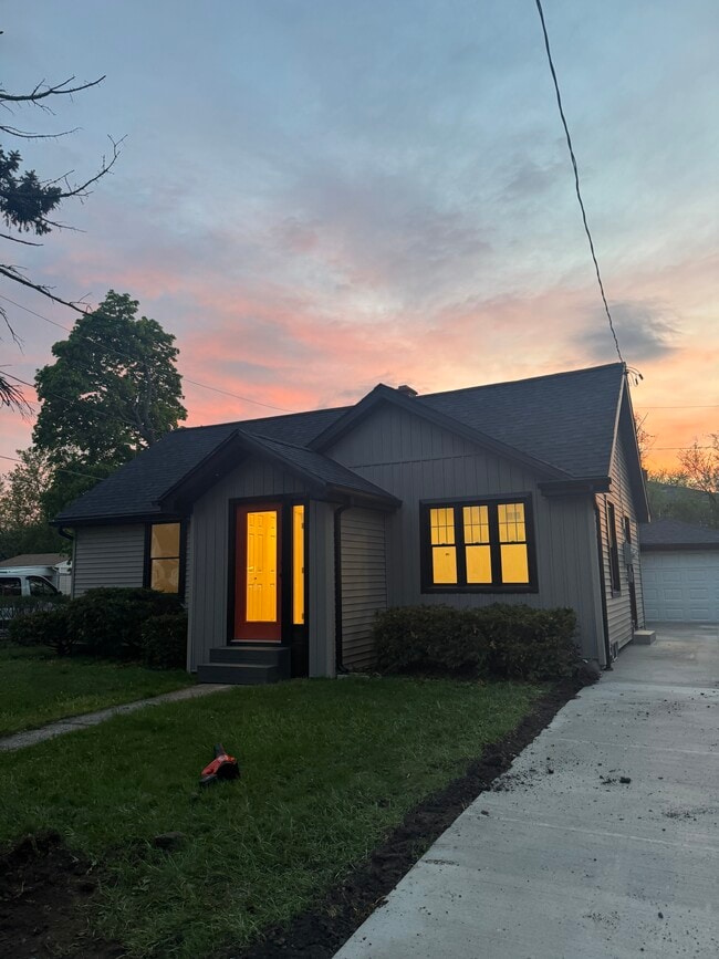 Photo - 508 Sweet Home Rd