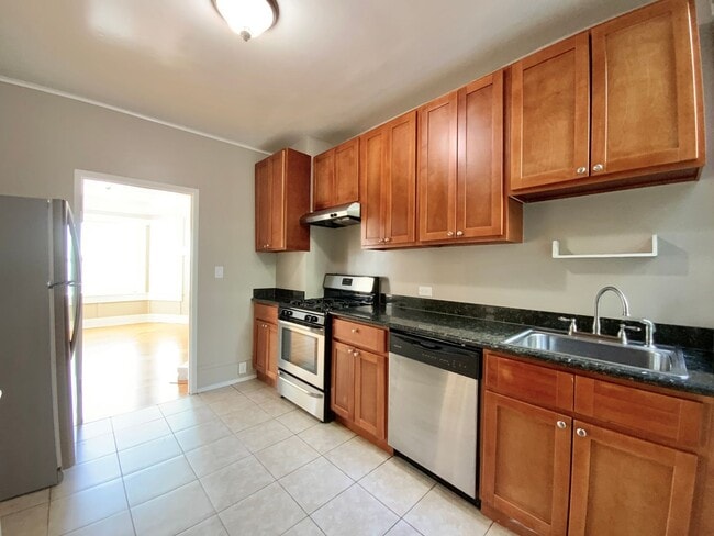 Photo - 1BR W/ Bonus Room. In-Unit LAUNDRY! DISHWASHER! PARKING AVAILABLE! Unit #3