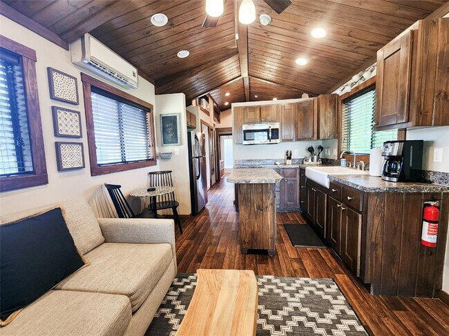 Photo - 300 Park Ave