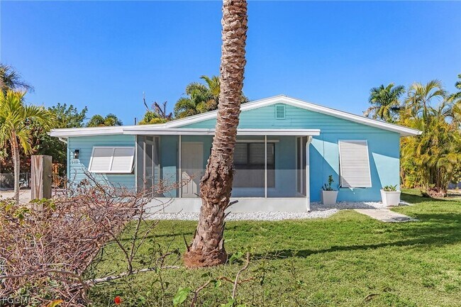 Photo - 2371 Baybreeze St